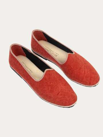 Friulane in  Coral Red Canvas